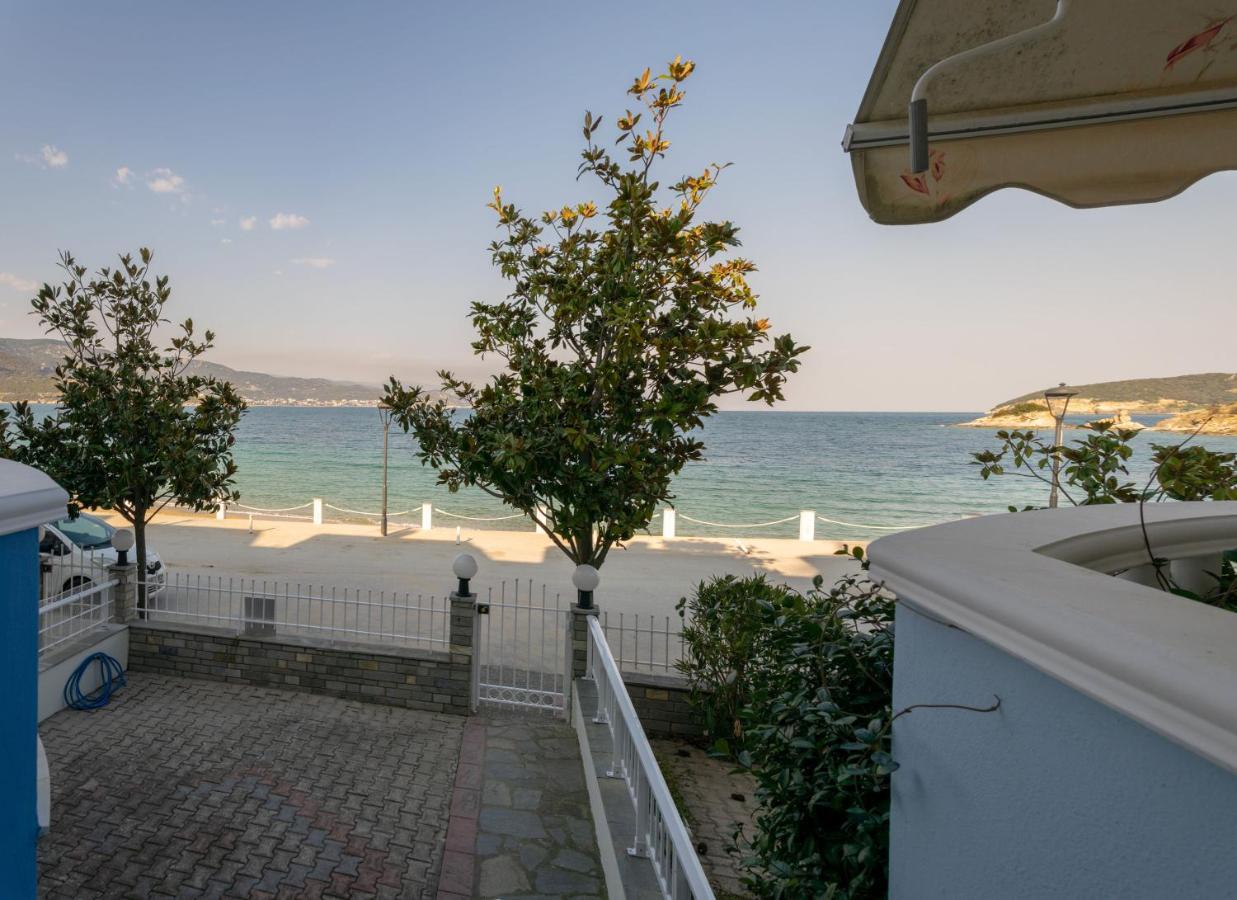 Just On The Sea 1 Villa Nea Iraklitsa Exterior foto